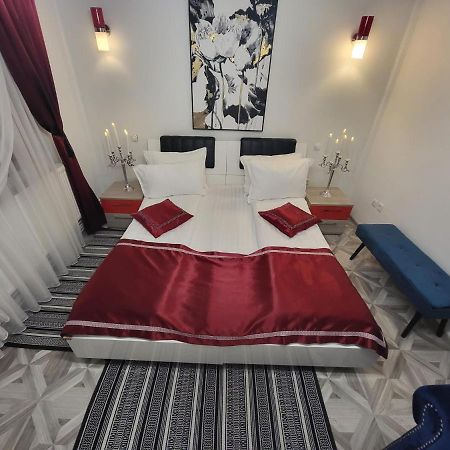 Hotel Amaraz Center Sibiu Esterno foto