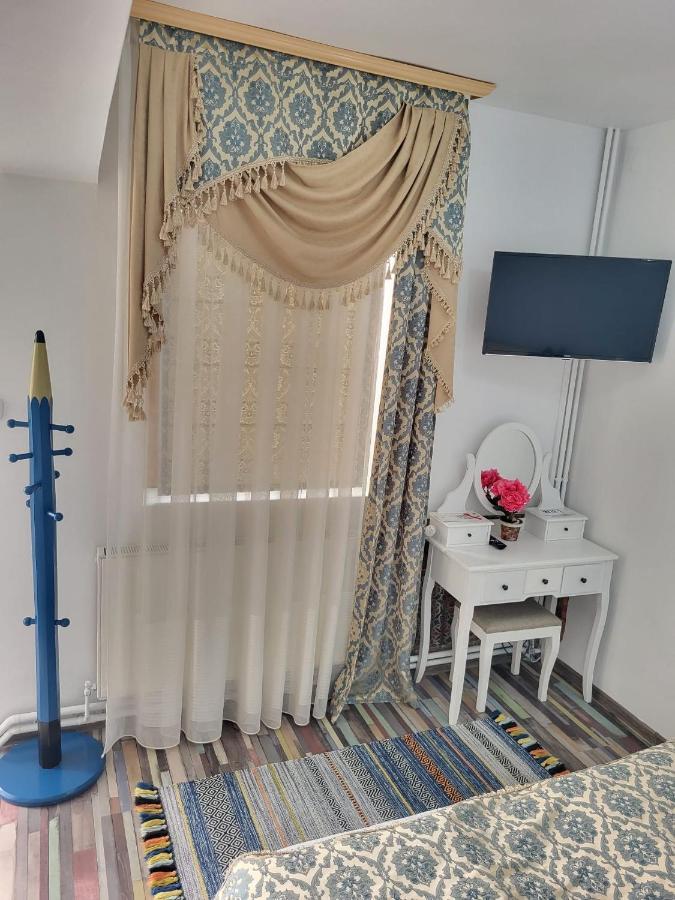 Hotel Amaraz Center Sibiu Esterno foto
