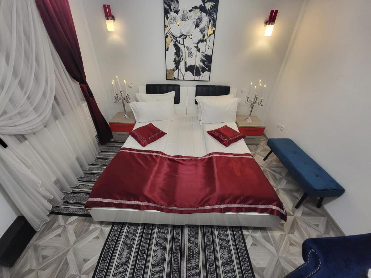 Hotel Amaraz Center Sibiu Esterno foto