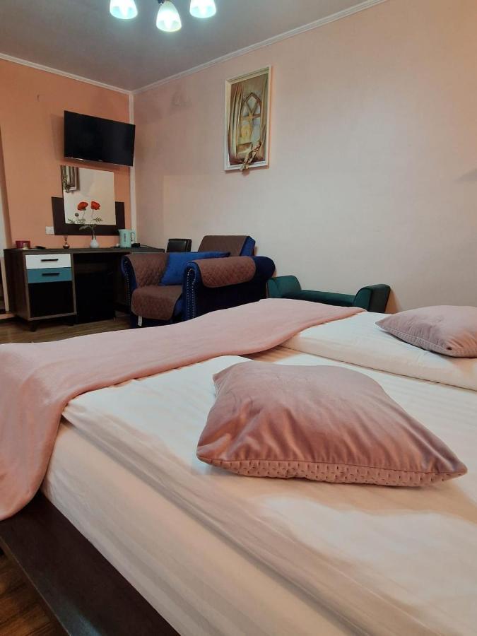Hotel Amaraz Center Sibiu Esterno foto