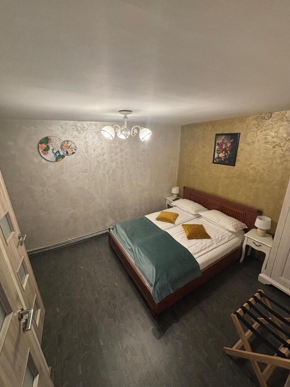 Hotel Amaraz Center Sibiu Esterno foto